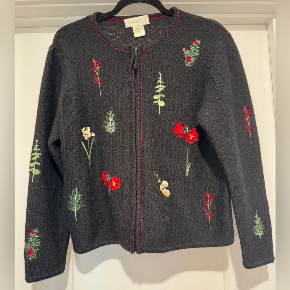 Vintage Susan Bristol Black‎ Wool Cardigan with Floral Embroidery Size M EUC